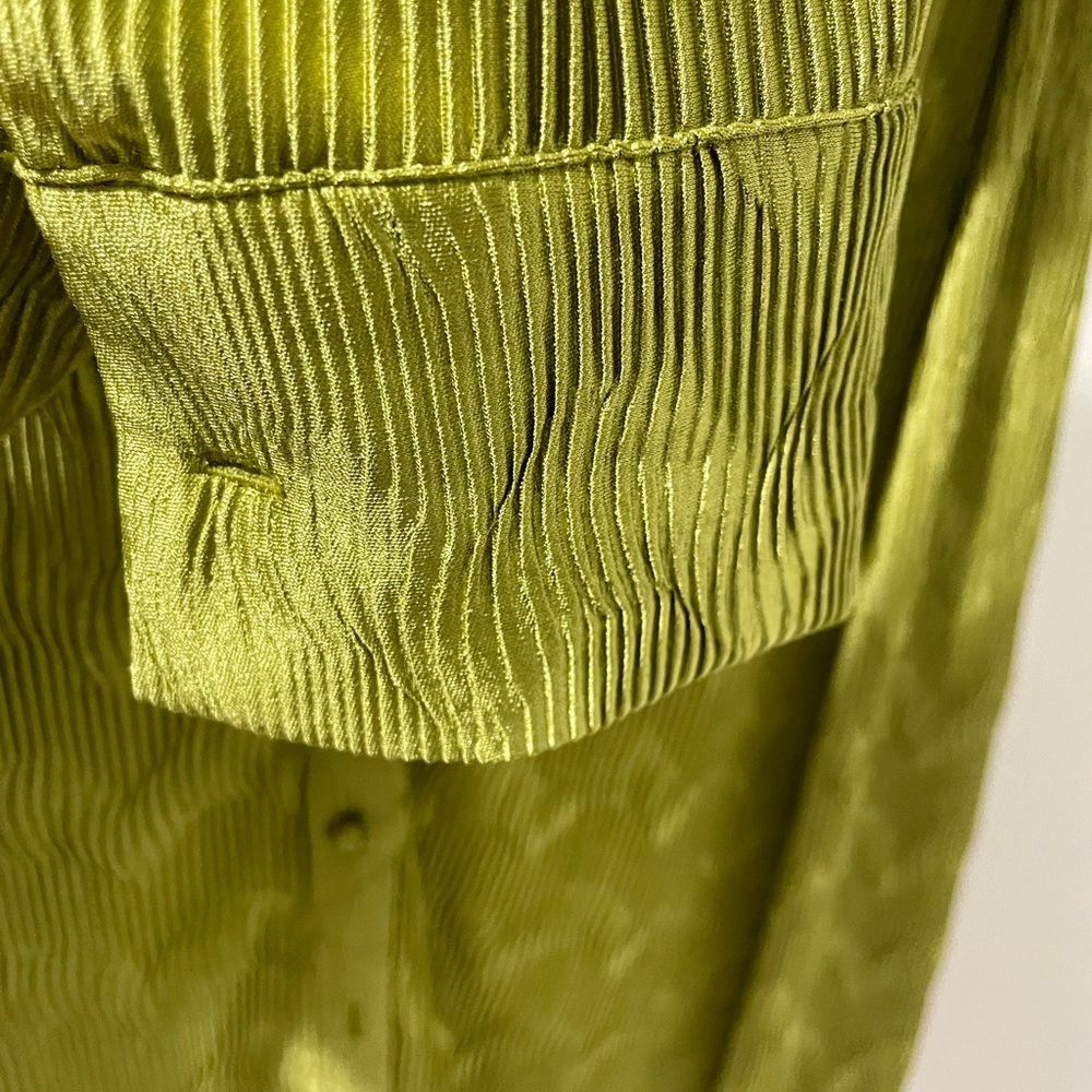 Dazy Drop Shoulder Pocket Patched Button Front Sh… - image 5